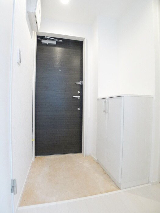 物件内観写真19　(玄関)