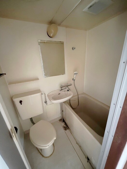 物件内観写真8　(バス／シャワールーム等)