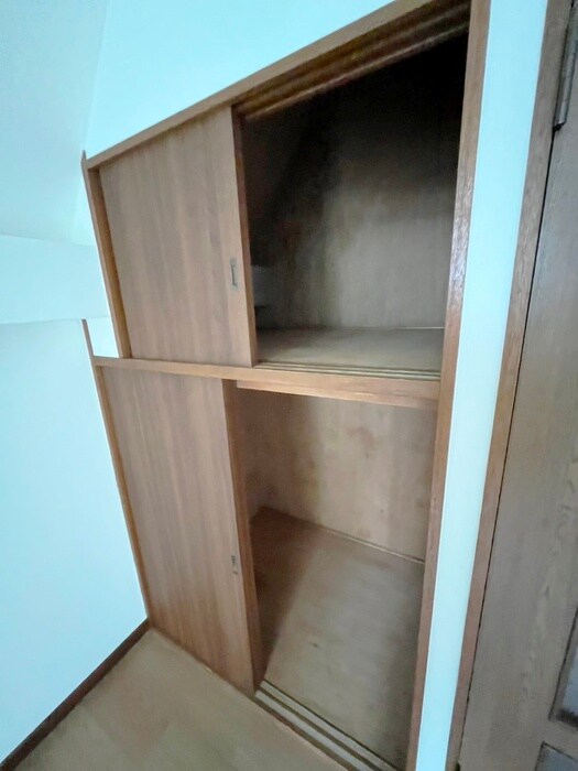 物件内観写真12　(収納)