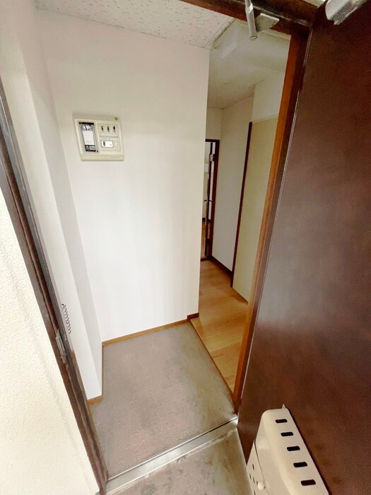 物件内観写真19　(玄関)