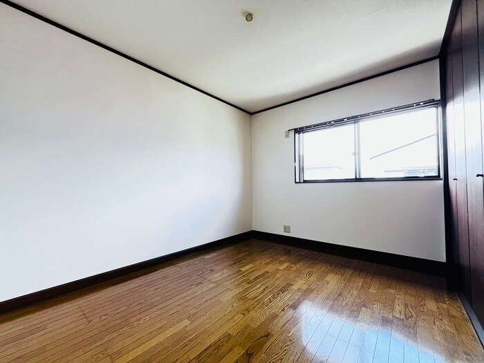 物件内観写真19　(居室)