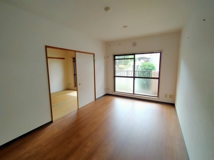 物件内観写真9　(居室)