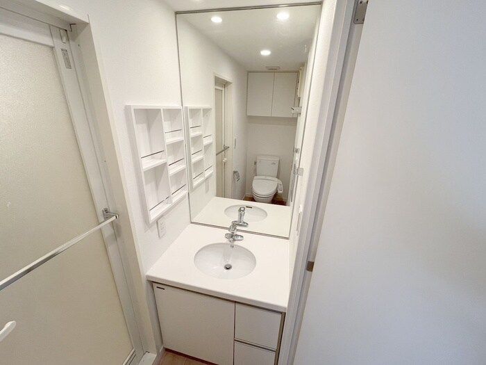 物件内観写真13　(洗面)