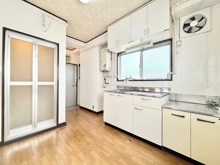 物件内観写真11　(居室)