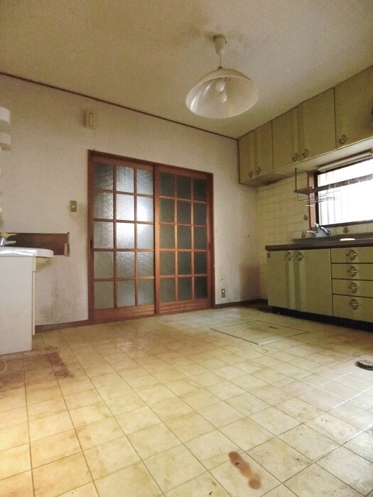 物件内観写真5　(居室)