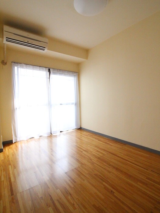 物件内観写真15　(居室)