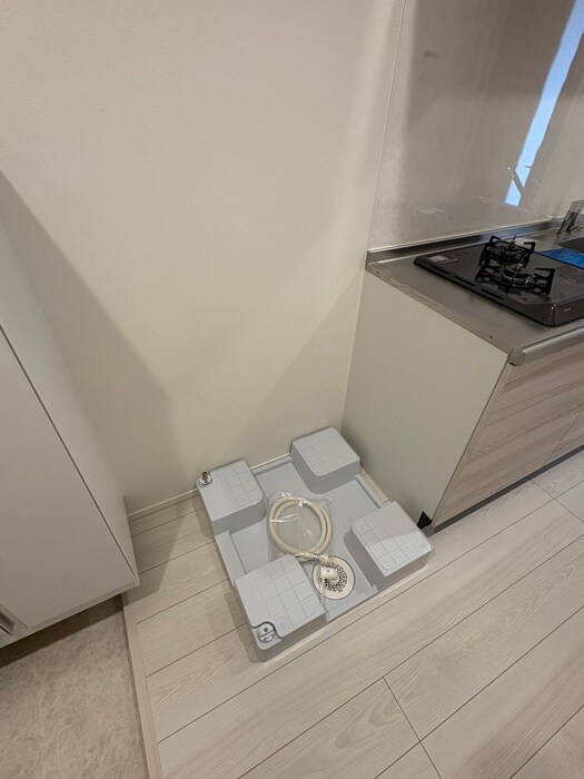 物件内観写真6　(洗濯機置場)