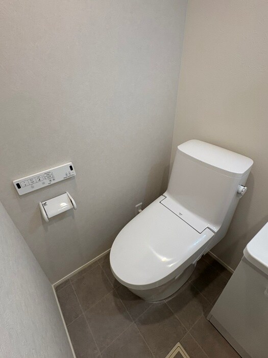 物件内観写真7　(トイレ)