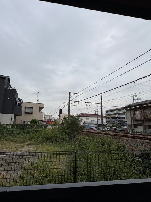 物件内観写真12　(室内からの展望)