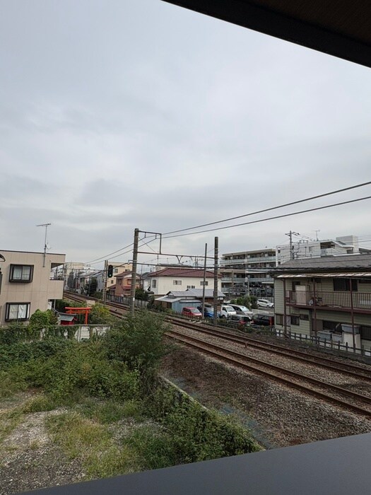 物件内観写真12　(室内からの展望)