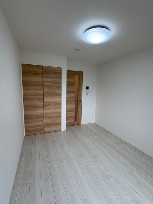 物件内観写真14　(居室)