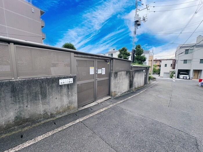 物件外観写真5　(外観写真)