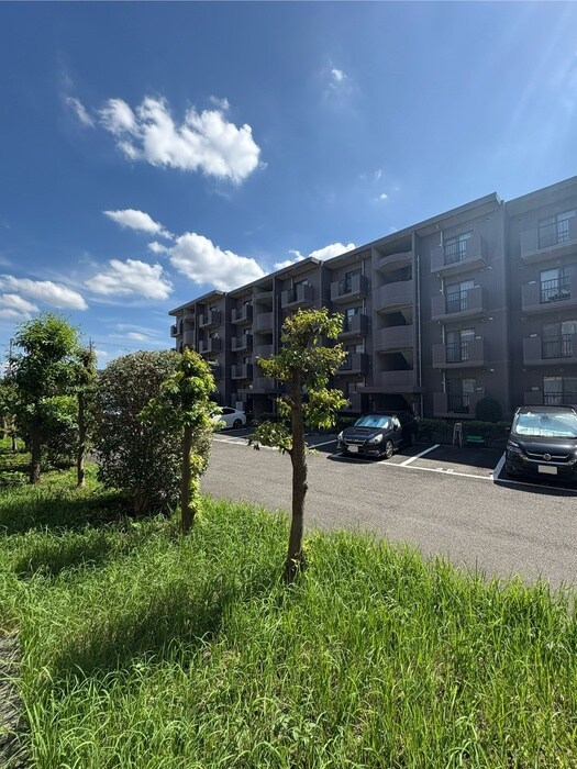 物件内観写真16　(室内からの展望)