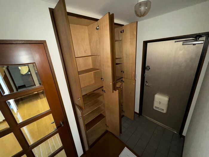 物件内観写真15　(靴箱)