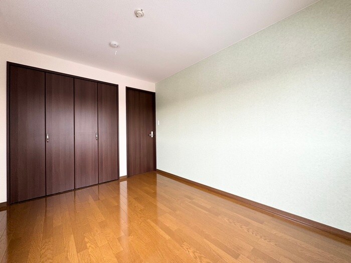 物件内観写真19　(居室)