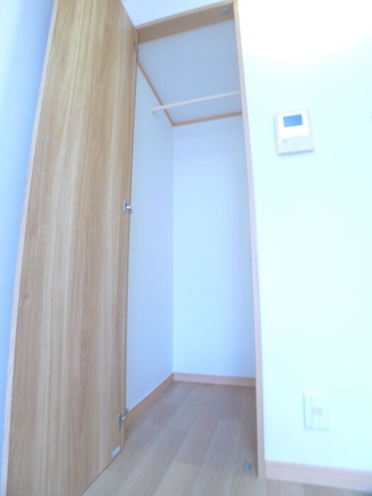物件内観写真11　(収納)