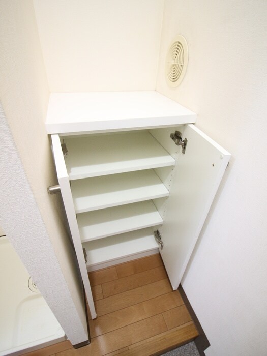 物件内観写真16　(靴箱)