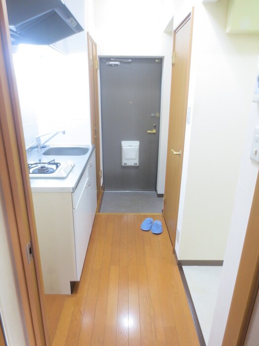 物件内観写真17　(廊下)