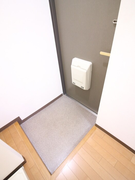 物件内観写真22　(玄関)