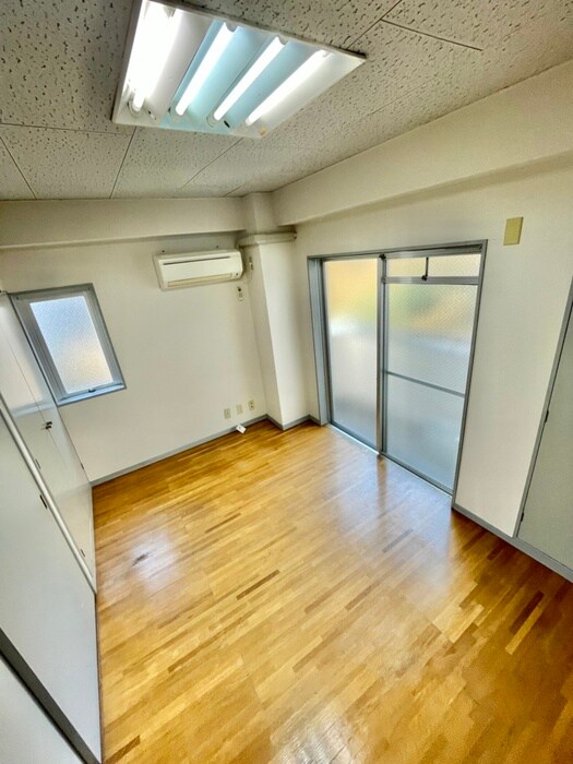 物件内観写真21　(居室)