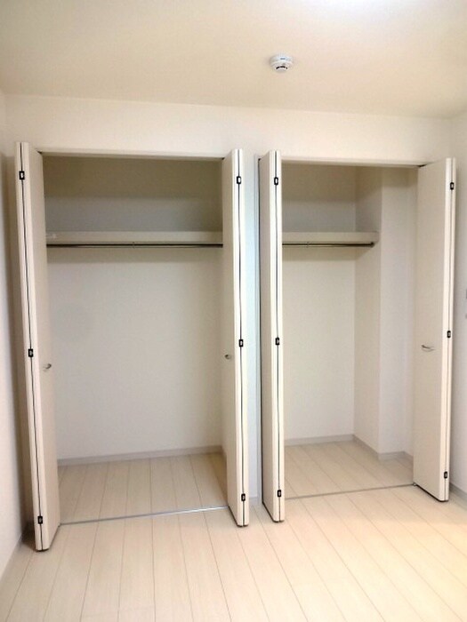 物件内観写真10　(収納)