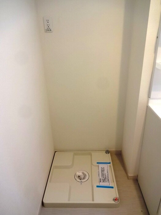 物件内観写真20　(洗濯機置場)