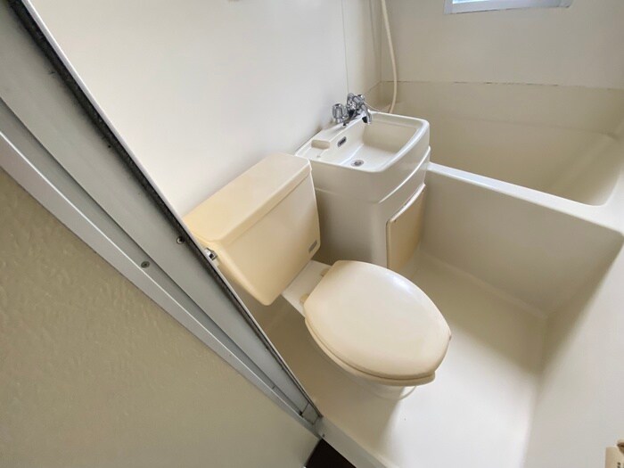 物件内観写真11　(トイレ)