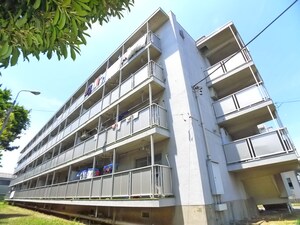 ビレッジハウス千種２号棟外観写真