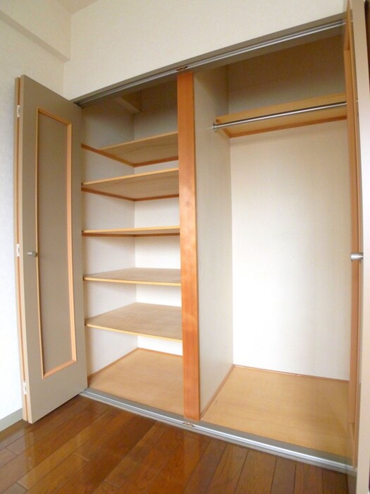 物件内観写真11　(収納)