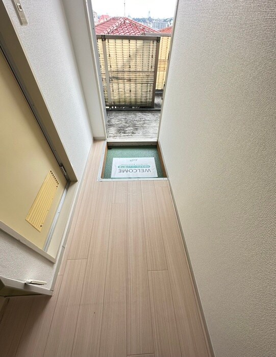 物件内観写真18　(廊下)