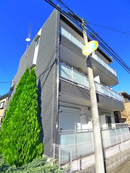 リブリ・ルームス弁天３－Ⅲ外観写真