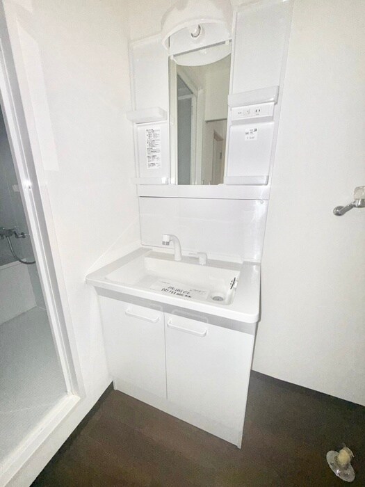 物件内観写真11　(洗面)