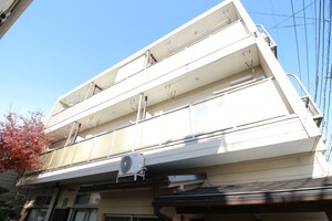 石渡マンション外観写真