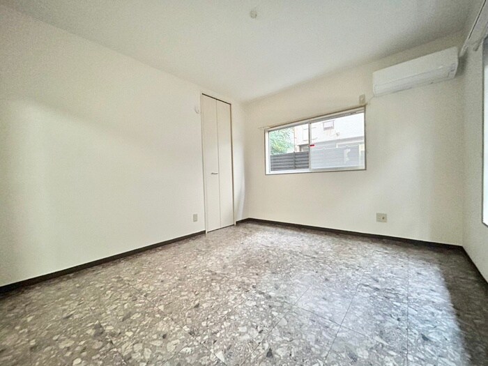 物件内観写真5　(居室)