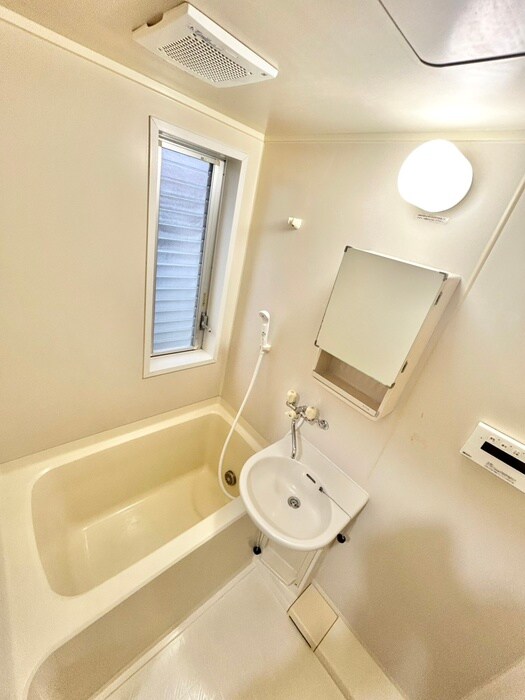 物件内観写真11　(バス／シャワールーム等)