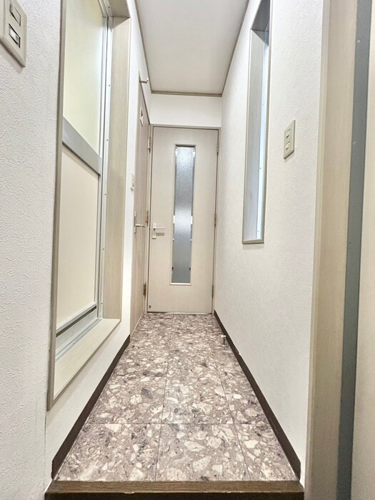 物件内観写真16　(廊下)