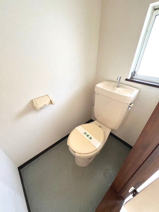 物件内観写真11　(トイレ)