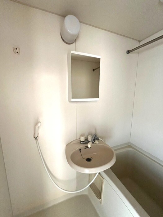 物件内観写真16　(洗面)