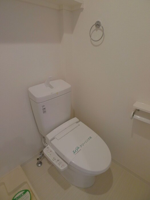 物件内観写真14　(トイレ)