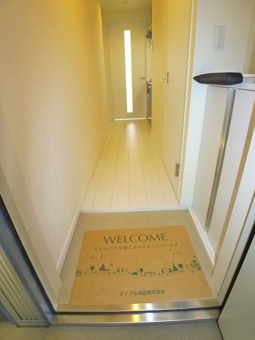 物件内観写真16　(玄関)