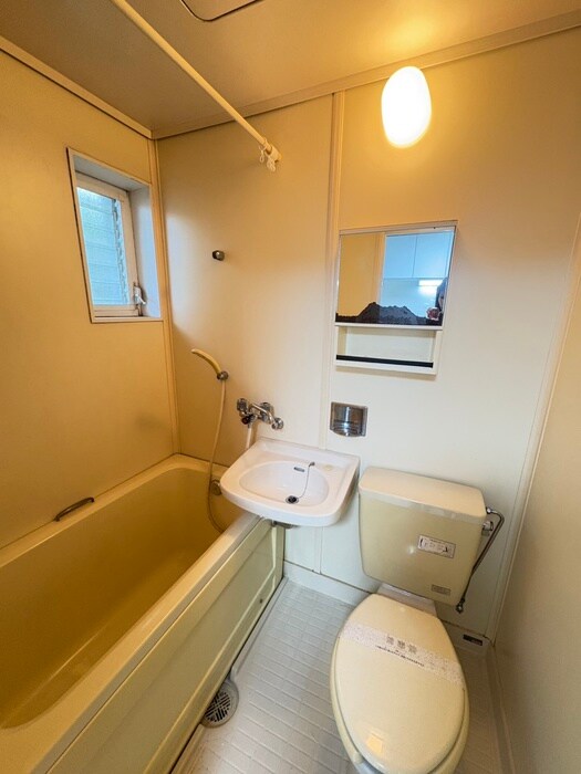 物件内観写真12　(バス／シャワールーム等)