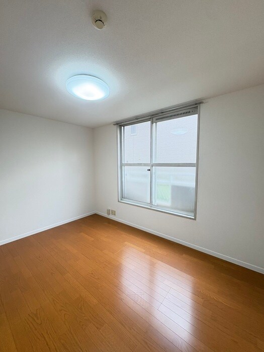 物件内観写真19　(居室)