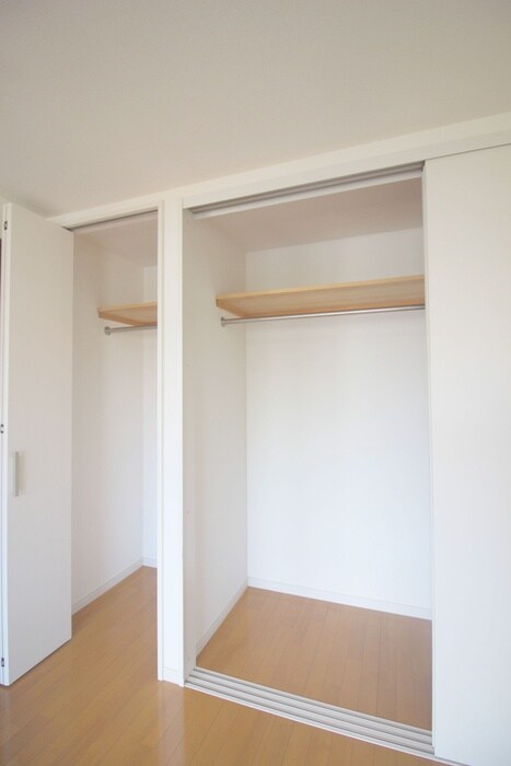 物件内観写真15　(収納)