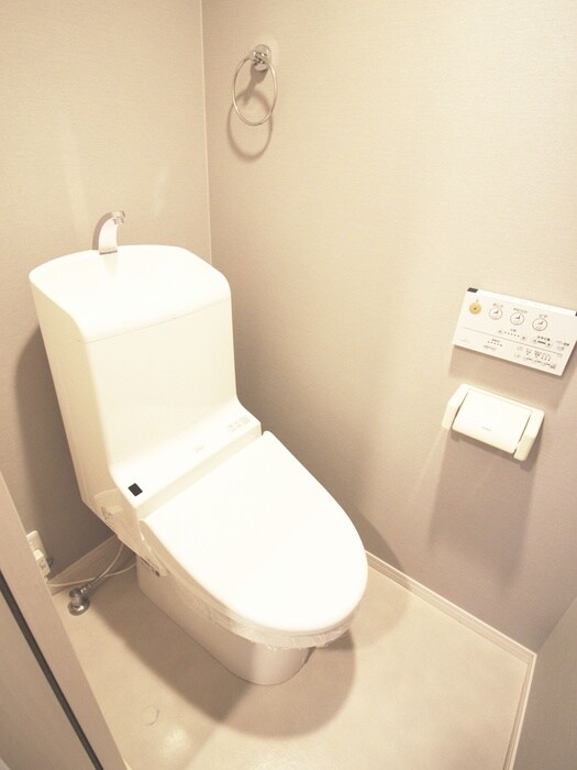 物件内観写真11　(トイレ)