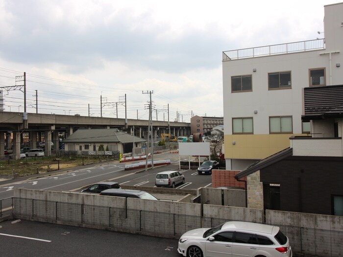 物件内観写真22　(室内からの展望)