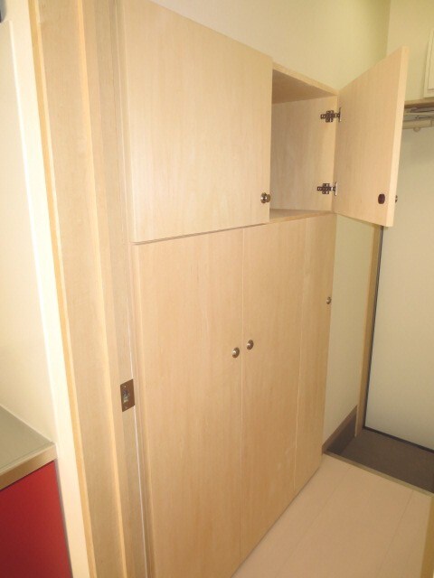 物件内観写真13　(収納)