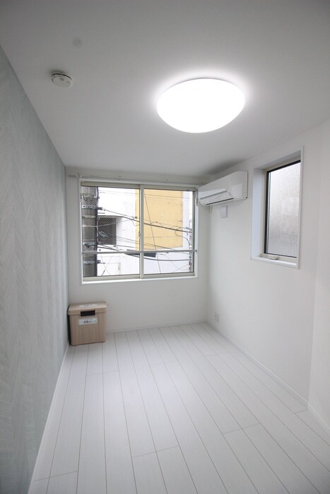 物件内観写真10　(居室)