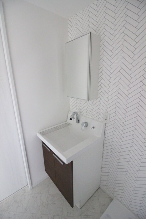 物件内観写真15　(洗面)