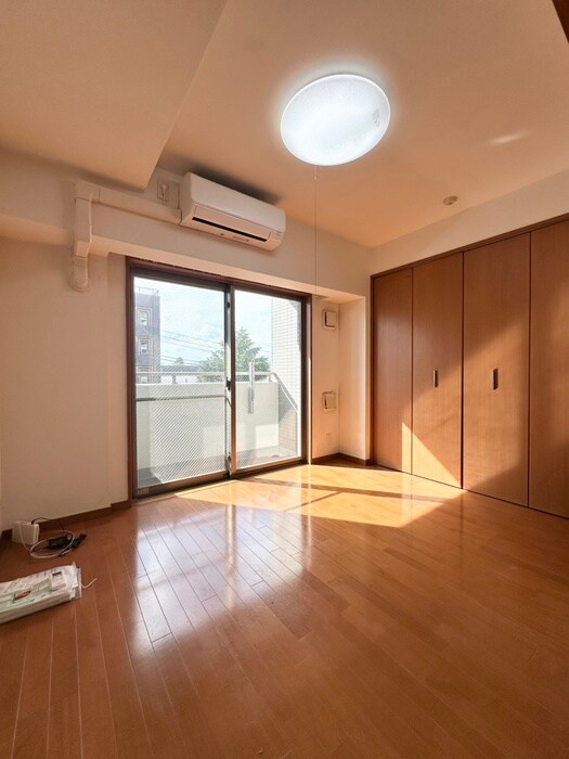 物件内観写真13　(居室)