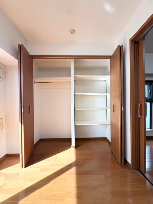 物件内観写真15　(収納)